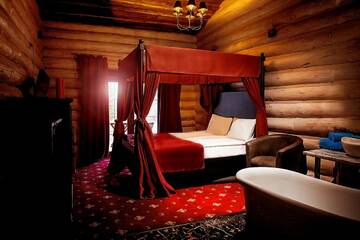 Фото Отель Eco resort Monastic-SPA г. Оров 4