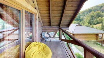 Фото номера Шале с двумя спальнями Отель Eco resort Monastic-SPA г. Оров 23