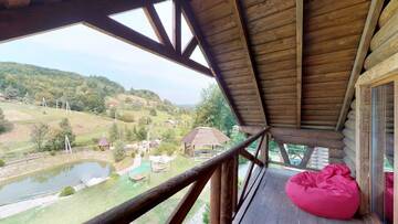 Фото номера Шале с двумя спальнями Отель Eco resort Monastic-SPA г. Оров 2